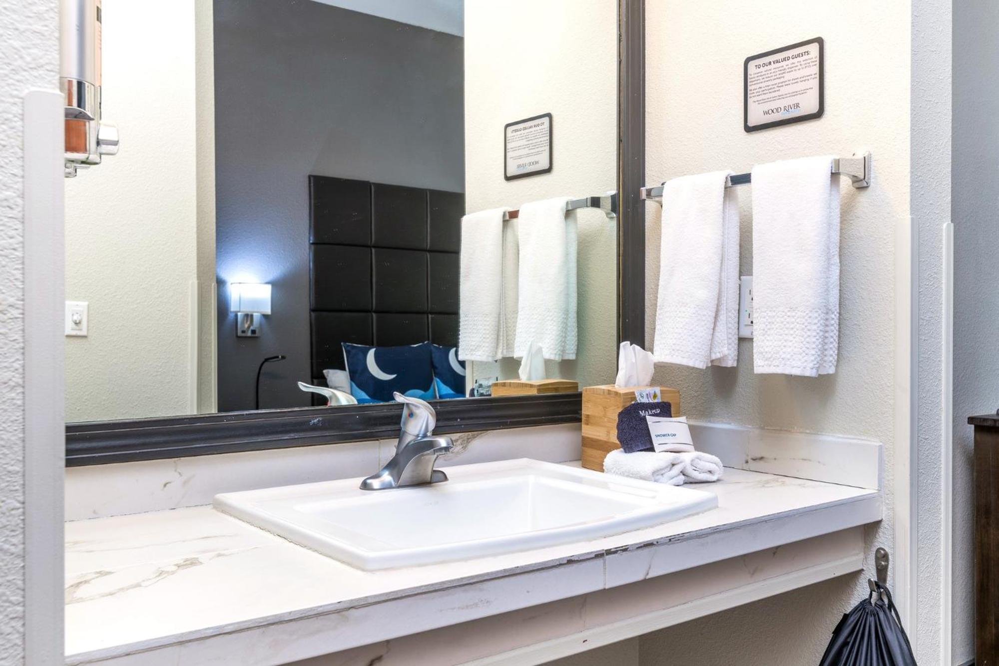 היילי Wood River Inn & Suite מראה חיצוני תמונה