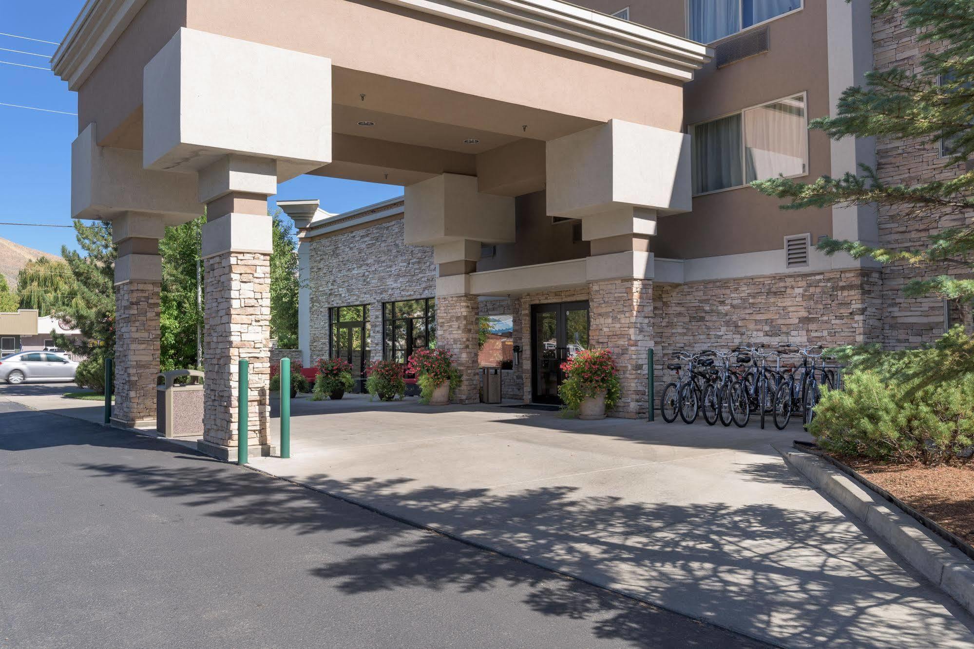 היילי Wood River Inn & Suite מראה חיצוני תמונה