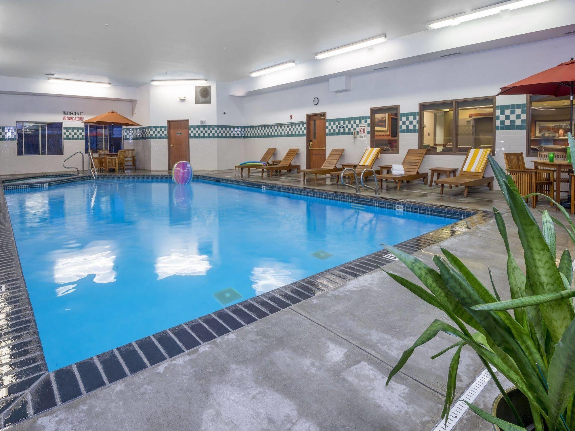 היילי Wood River Inn & Suite מראה חיצוני תמונה